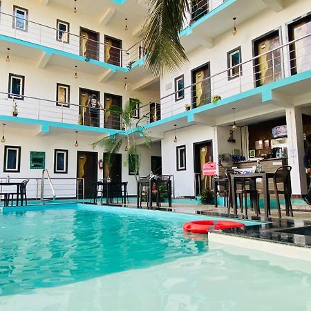 Bsg Stay - Turtle Beach Morjim Goa Екстериор снимка